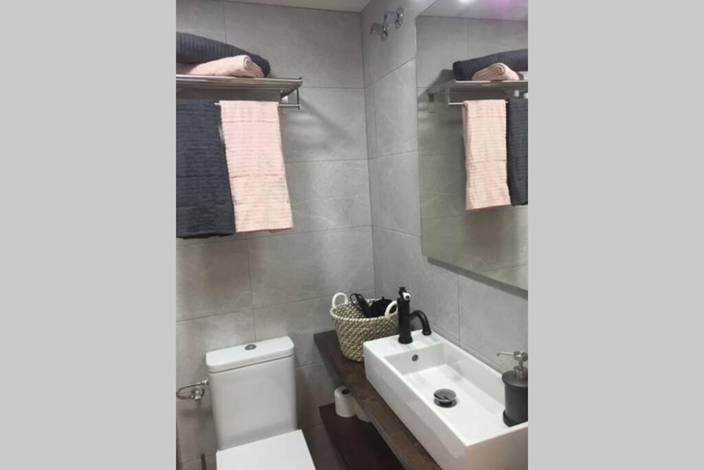 Apartamento Boutique céntrico a 5 min playa  Alicante Esterno foto