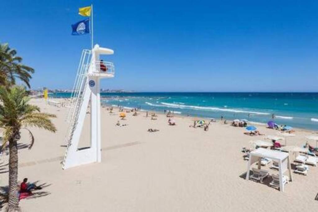 Apartamento Boutique céntrico a 5 min playa  Alicante Esterno foto